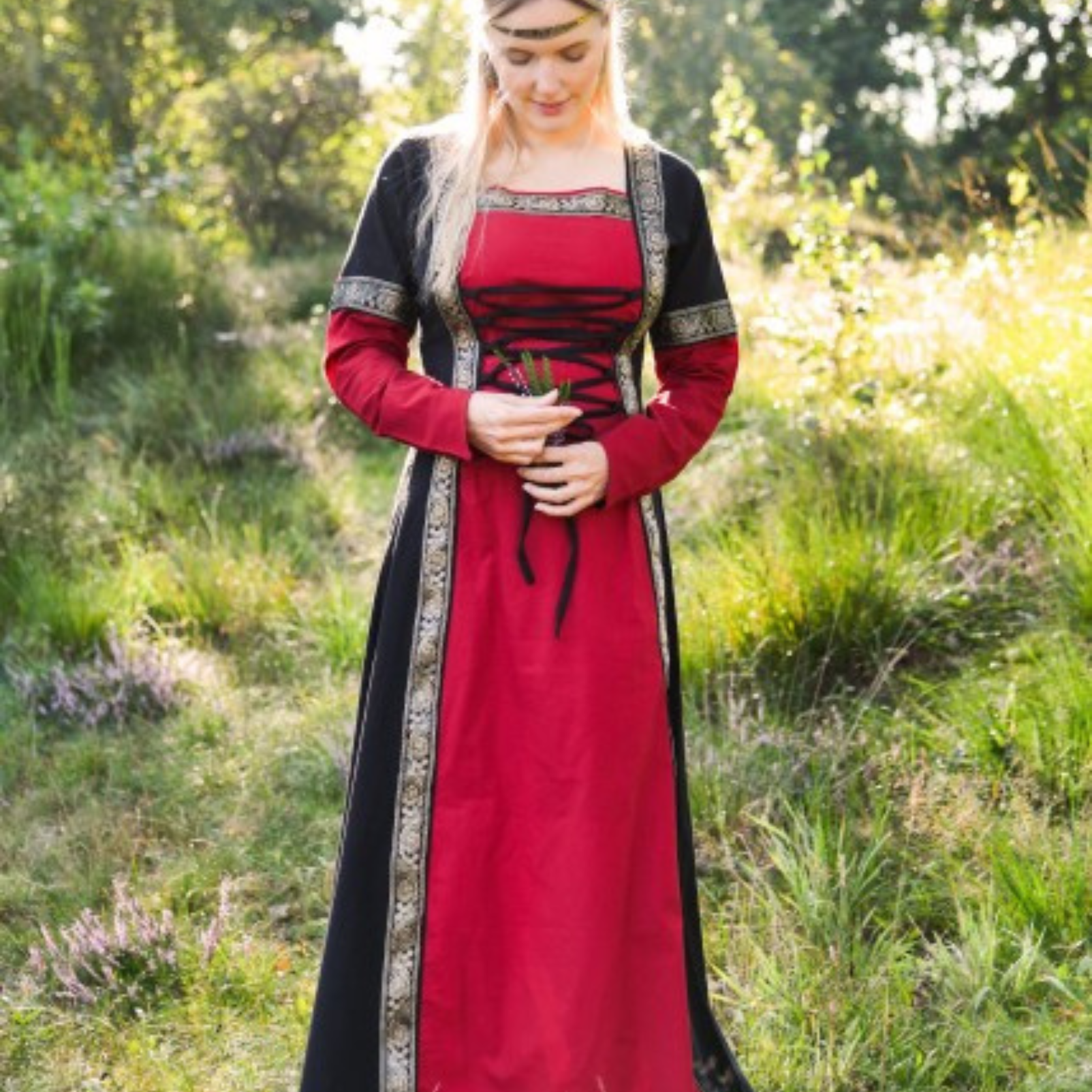 Mittelalterkleid Eleanor, rot-schwarz