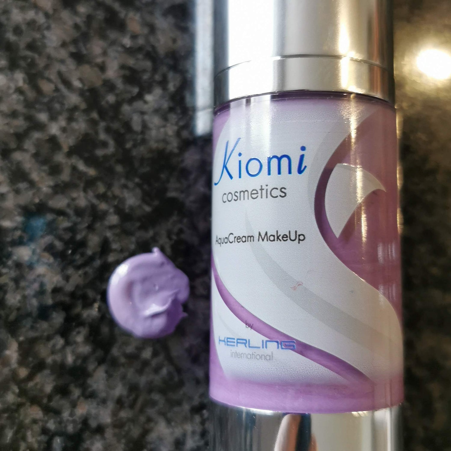 Kiomi Aqua-Cream Make Up, 30 ml Lila C75