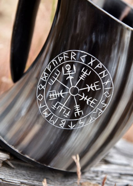 Bierkrug aus Horn - Vegvísir