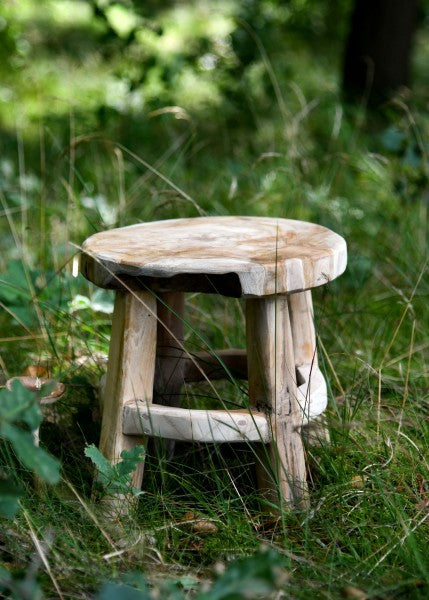 Kleiner Holz-Hocker, ca. 31 cm hoch