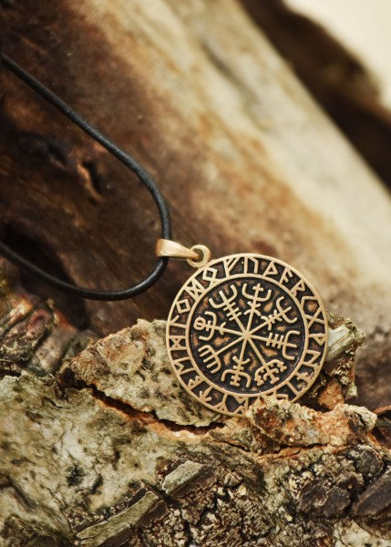 Anhänger aus Bronze, Vegvísir