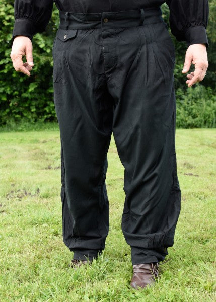 Faltenhose mit geknöpftem Bund, schwarz