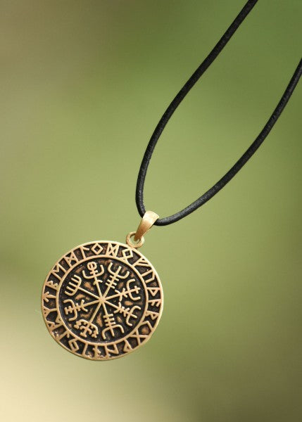 Anhänger aus Bronze, Vegvísir