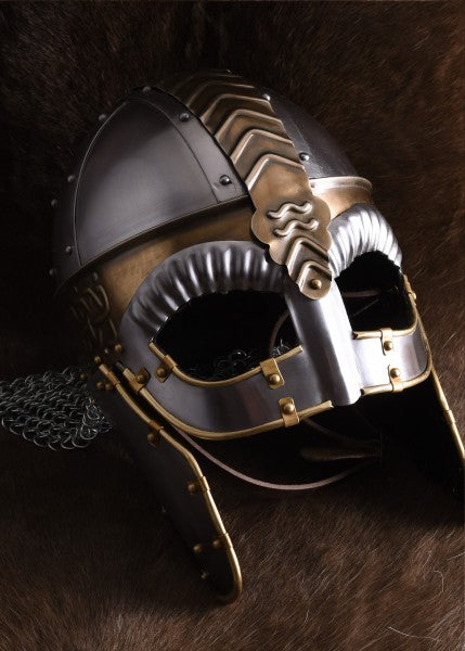 Brillenhelm Beowulf mit Wangenklappen und Kettenbrünne